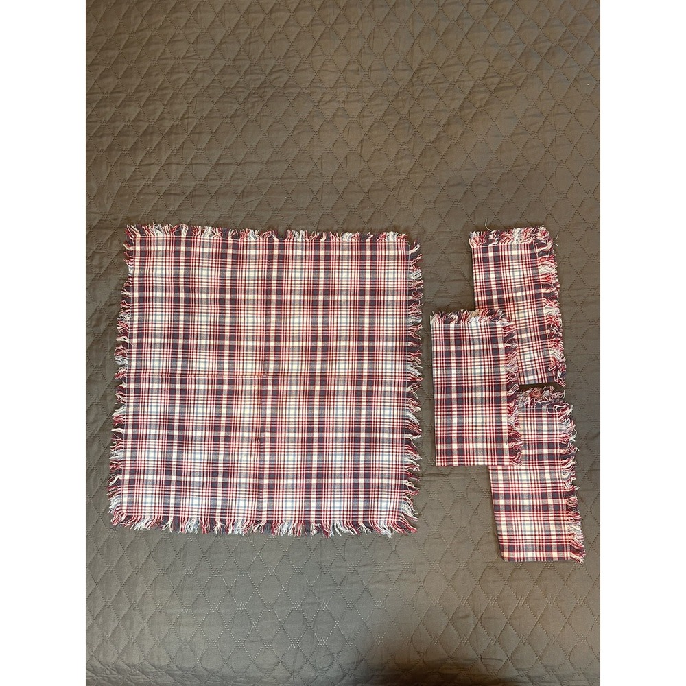 Williams Sonoma Fringed Edge Lot of 4 Plaid Red White Blue Napkins Patriotic